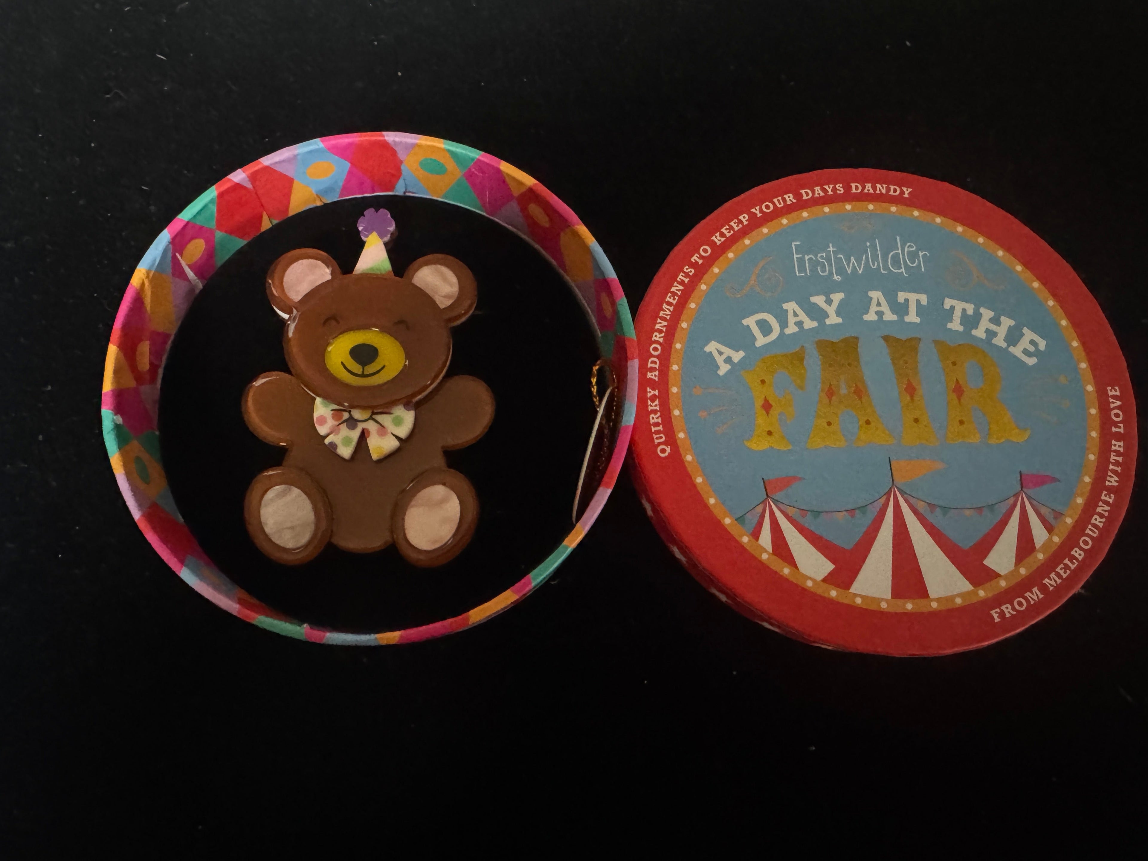 ERSTWILDER A DAY AT THE FAIR COLLECTION GRAND PRIZE TEDDY - Resin Brooch