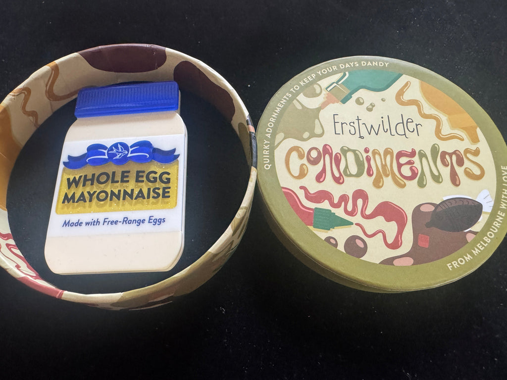 ERSTWILDER Condiments Collection resin brooch - SPREAD THE WORD