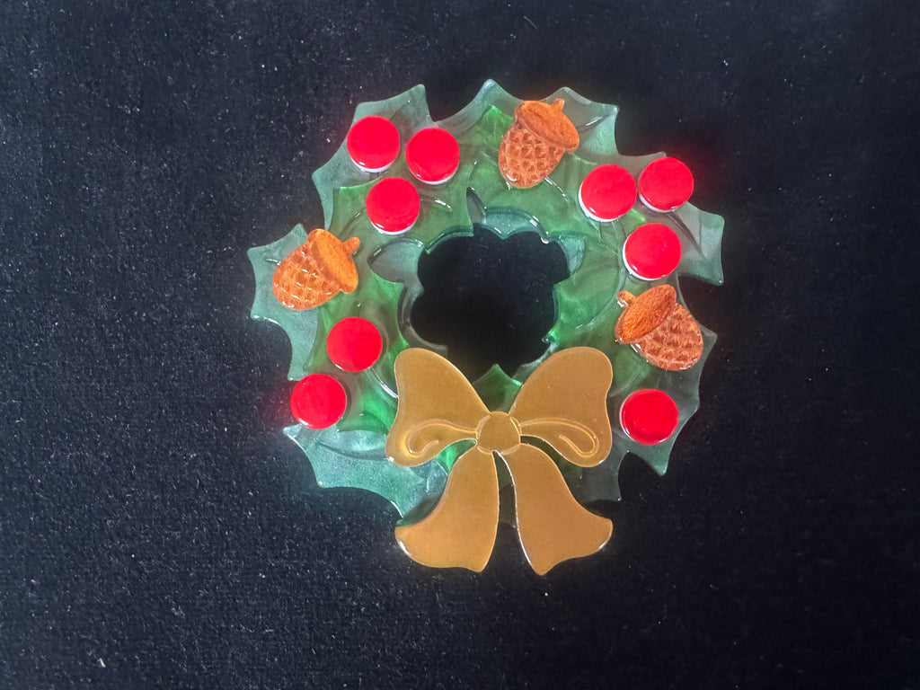 ERSTWILDER MERRY MENAGERIE COLLECTION RESIN BROOCH _ Forest Wreath